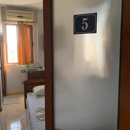Begaj Casa de hóspedes 3*