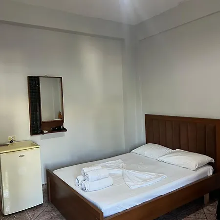 Casa de hóspedes Begaj 3*